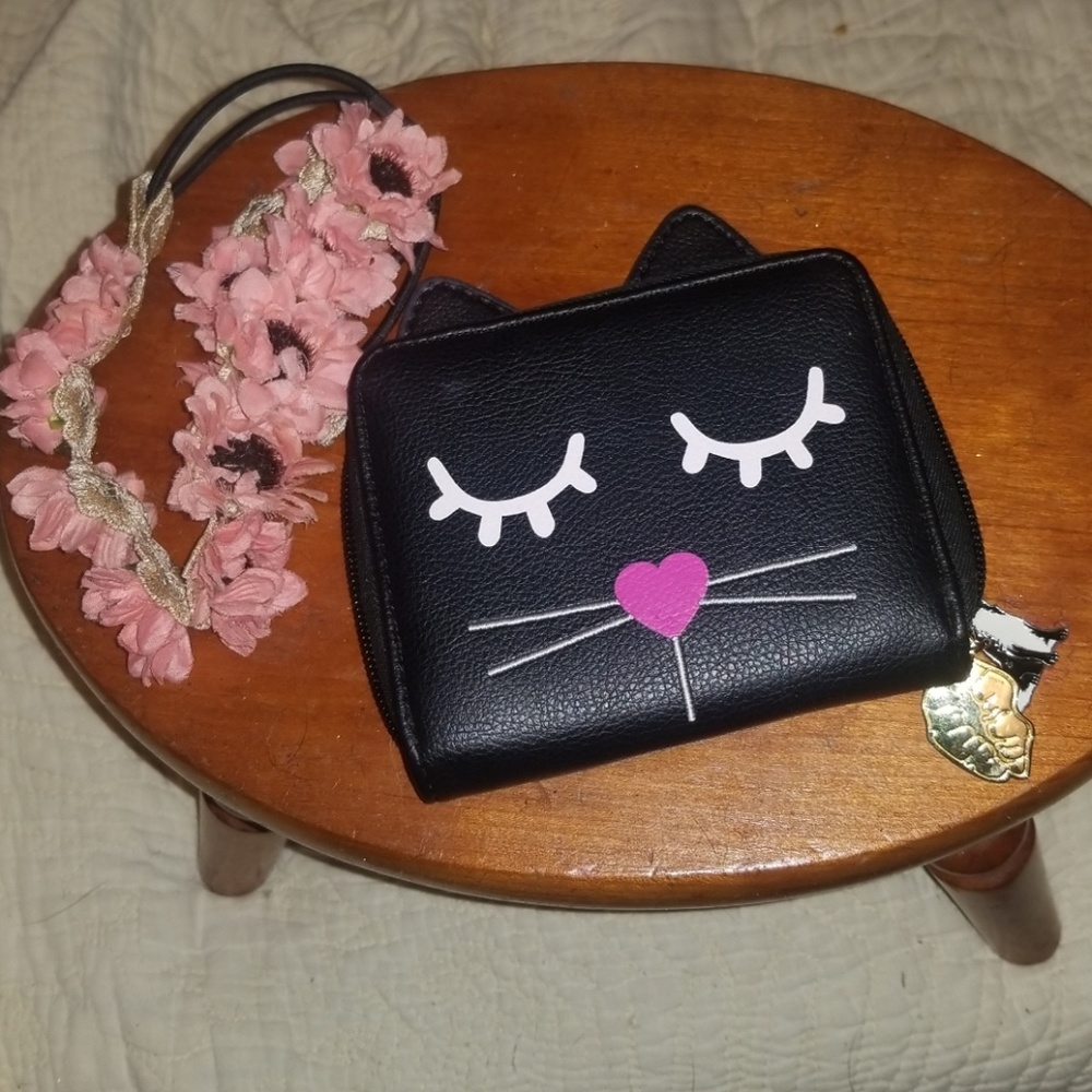 Betsey Johnson wallet